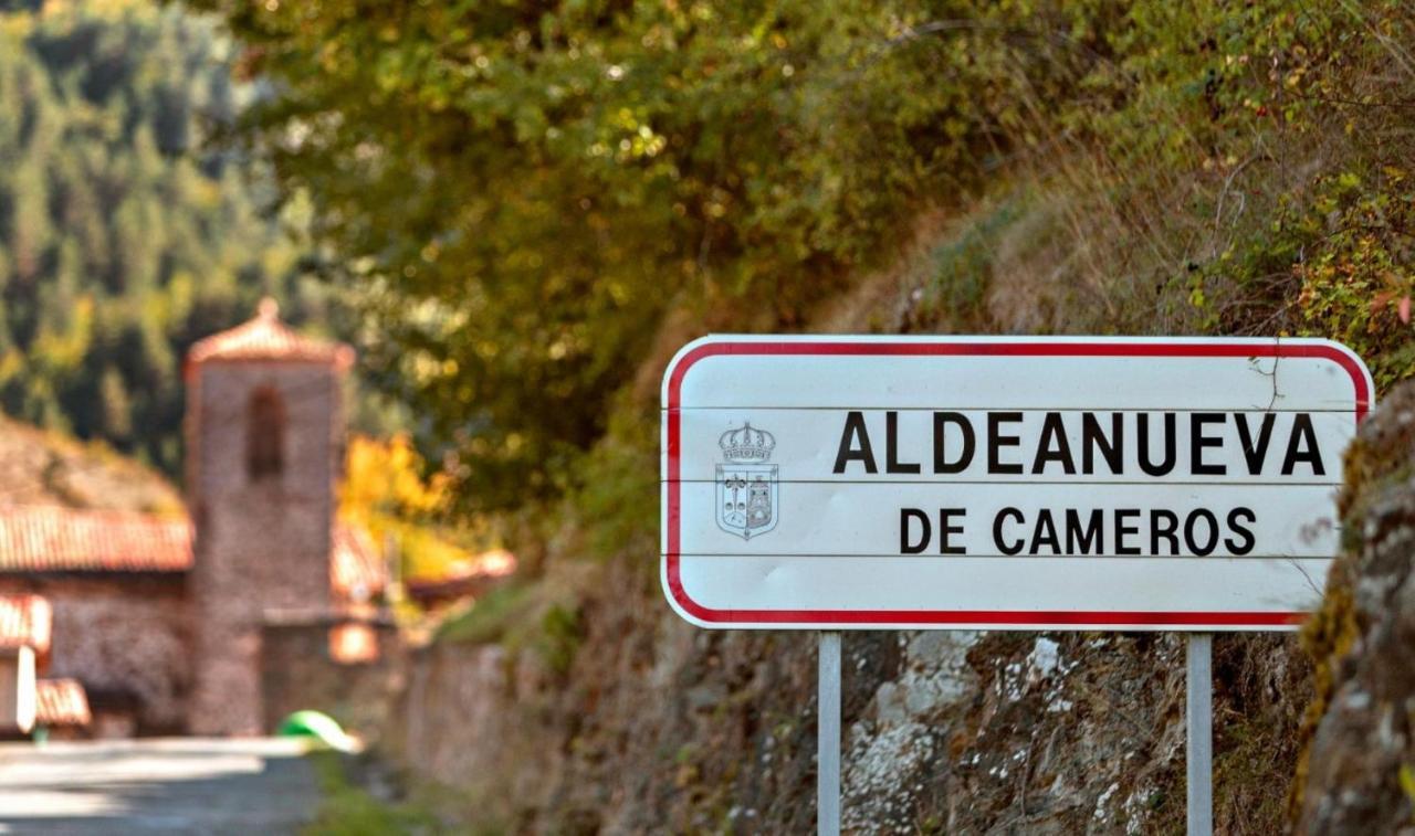 Posada De Urreci Aldeanueva de Cameros Eksteriør bilde